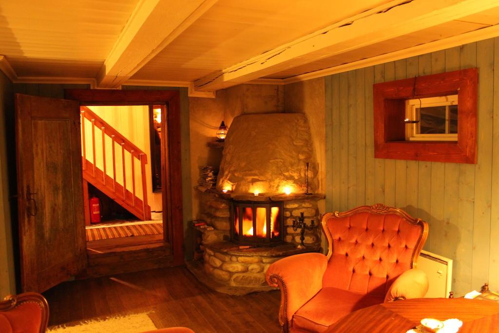 Albyggarden Villa Roros Room photo